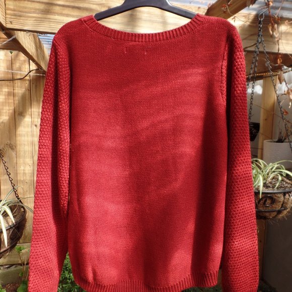 Croft and Barrow bright rust red patterned knot sweater - Picture 2 of 3